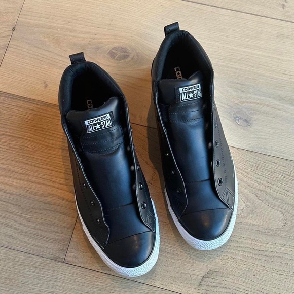 All Star Black Converse - Picture 2 of 5